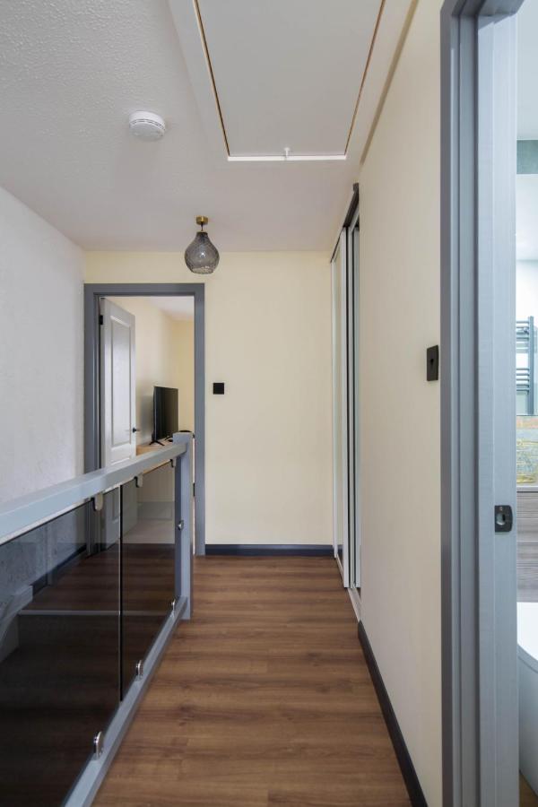 Holyrood New Apartment Édimbourg Extérieur photo